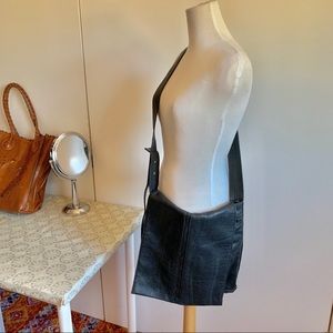 Kenneth Cole Large Black Leather Crossbody